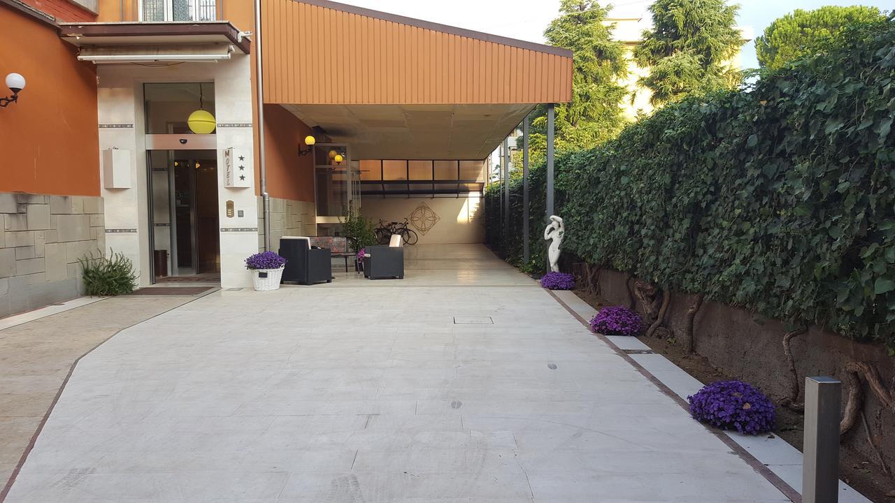 Motel Villaggio Имола Экстерьер фото